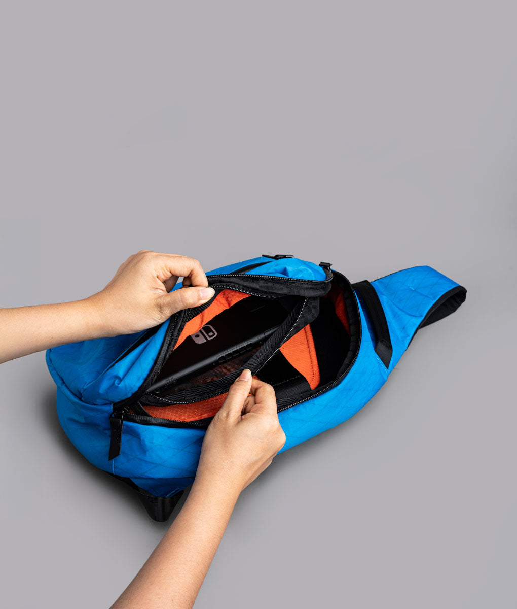 Metro Crossbody (Left) - Vivid